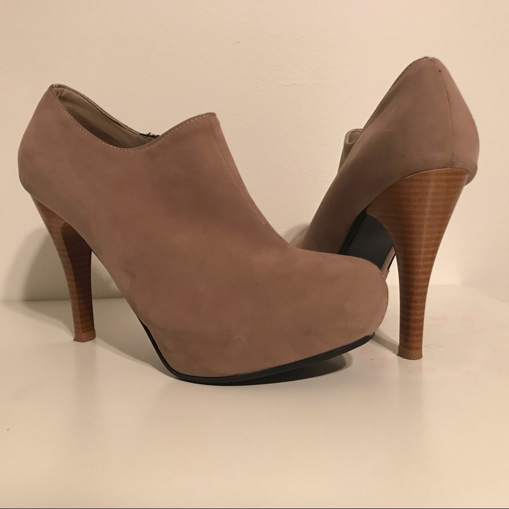 Beige High Heels, Made in Turkey
